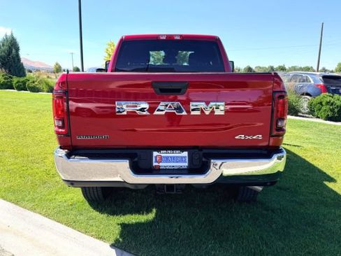 Used 2026 RAM 2500 Big Horn AWD/4WD image 7