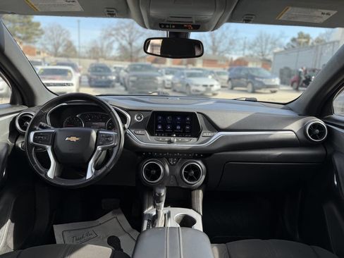 Used 2020 Chevrolet Blazer LT image 12