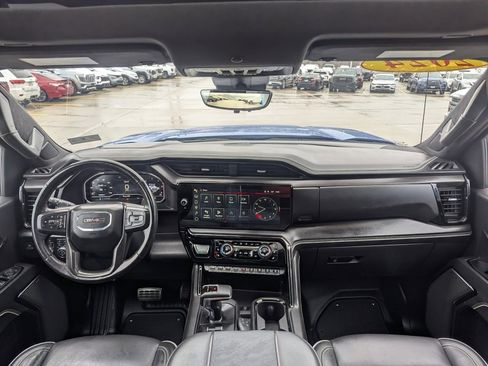 Used 2024 GMC Sierra 1500 AT4X image 29
