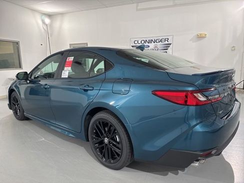 New 2026 Toyota Camry SE image 6