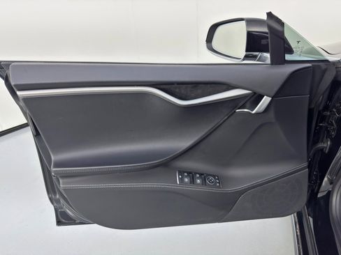 Used 2019 Tesla Model S 100D image 42