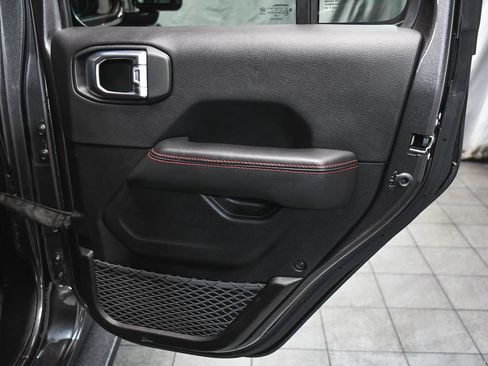 Used 2023 Jeep Wrangler Unlimited Rubicon 4xe AWD/4WD image 12
