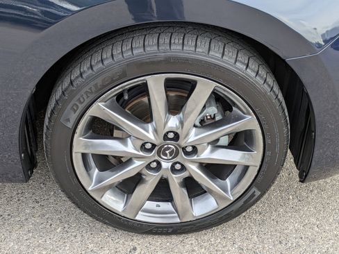 Used 2018 MAZDA MAZDA3 Touring image 12