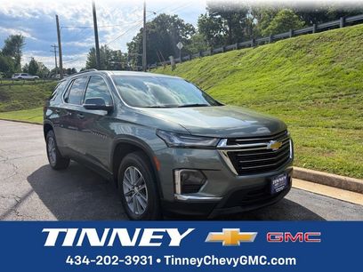 Used 2023 Chevrolet Traverse LT