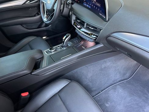 Used 2025 Cadillac CT5 Premium Luxury RWD image 19