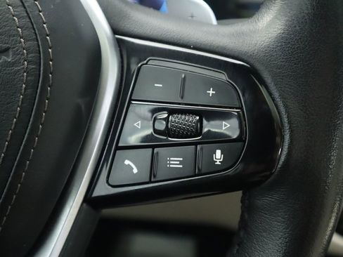 Certified 2023 BMW 530e w/ Premium Package image 12