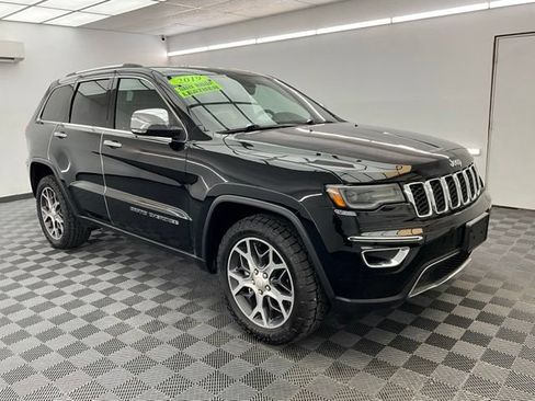 Used 2019 Jeep Grand Cherokee Limited w/ Luxury Group II AWD/4WD image 3