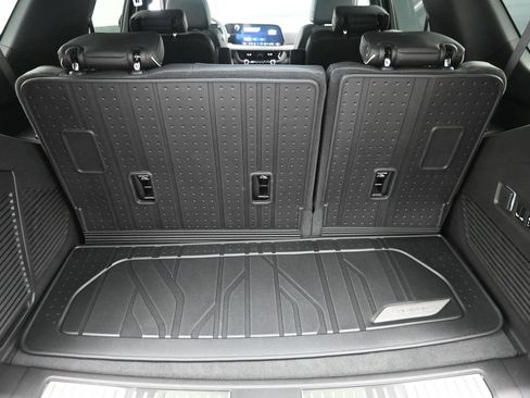 New 2026 Chevrolet Tahoe Premier w/ Sun And Tow Package AWD/4WD image 11