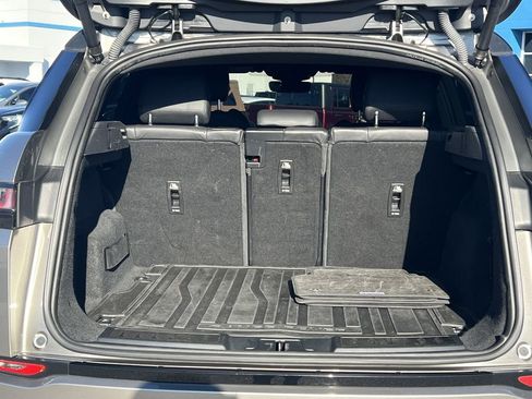 Used 2020 Land Rover Range Rover Evoque R-Dynamic SE image 17