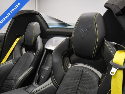 Used 2023 Chevrolet Corvette Stingray w/ Z51 Performance Package image 48