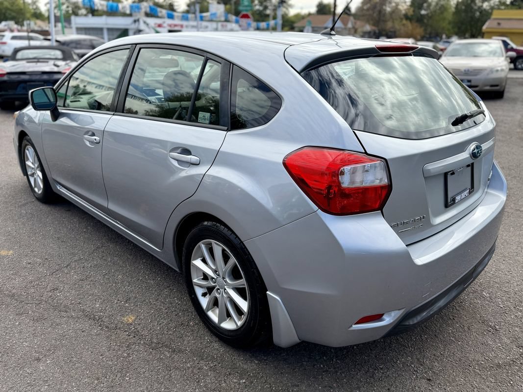 Used 2013 Subaru Impreza 2.0i Premium w/ All-Weather Pkg AWD/4WD image 4