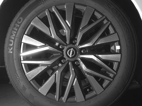 Used 2025 Nissan Altima 2.5 SV image 15