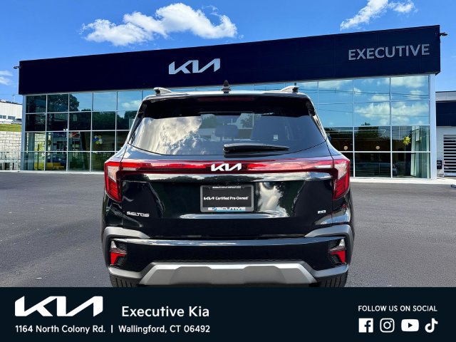 Certified 2024 Kia Seltos SX w/ SX Sunroof Package AWD/4WD image 3