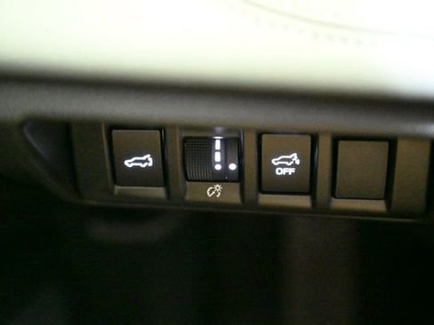 Used 2025 Subaru Outback Touring XT w/ Popular Package #2 image 47