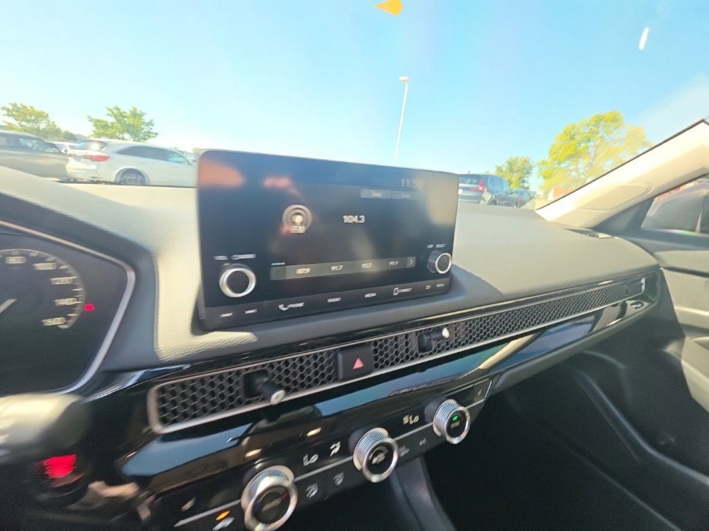 Certified 2023 Honda Civic EX-L image 18