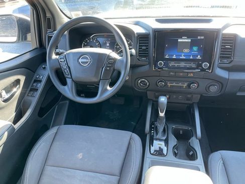 Used 2023 Nissan Frontier SV w/ Midnight Edition Package image 7