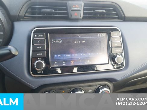 Used 2024 Nissan Versa SV image 8