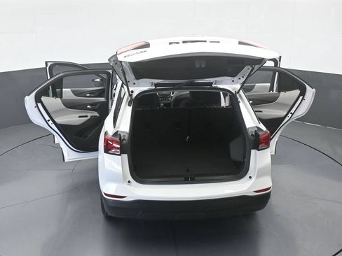 Used 2024 Chevrolet Equinox LS w/ LS Convenience Package FWD image 62