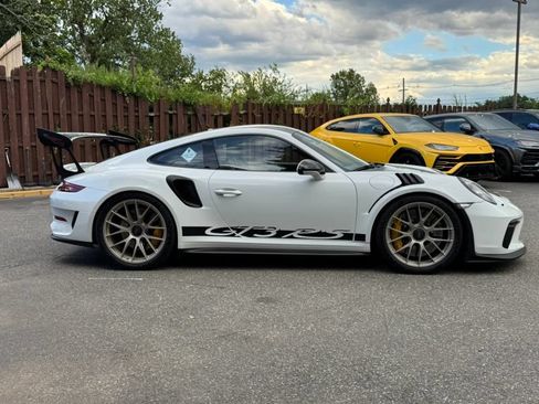 Used 2019 Porsche 911 GT3 RS RWD image 4