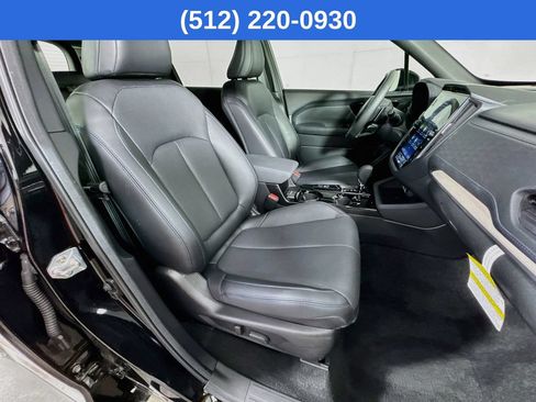 Used 2026 Subaru Forester Limited AWD/4WD image 37