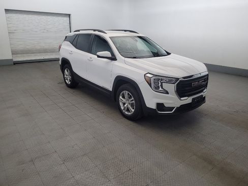 Used 2022 GMC Terrain SLE w/ Driver Convenience Package AWD/4WD image 13