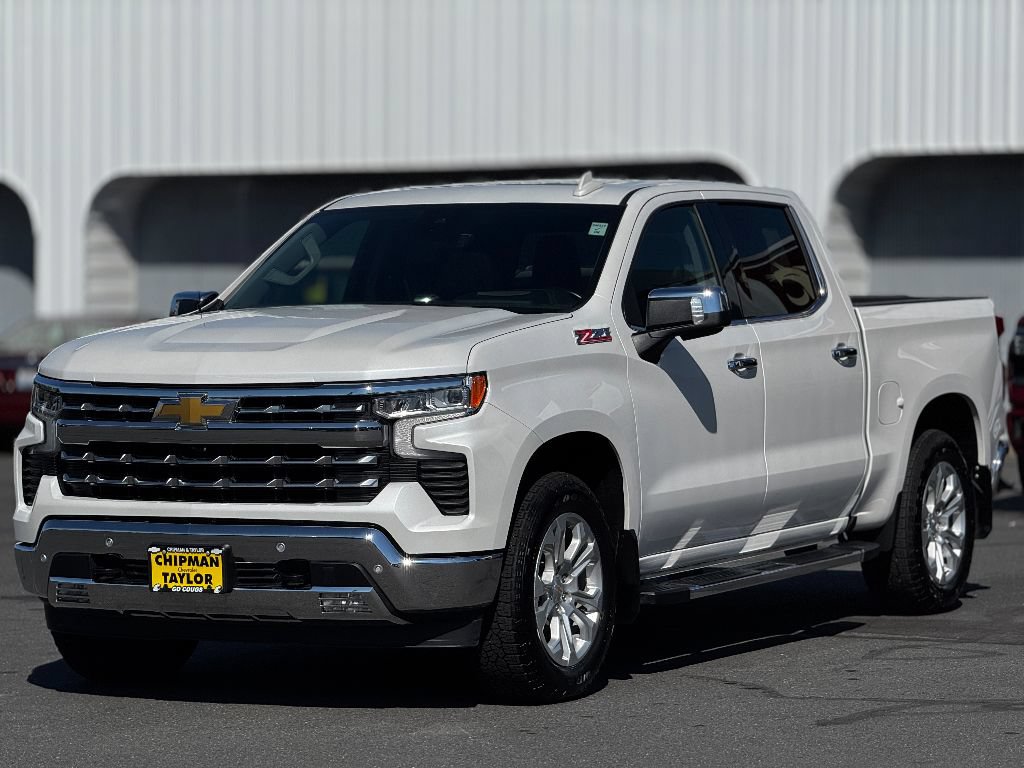Used 2025 Chevrolet Silverado 1500 LTZ w/ LTZ Premium Package AWD/4WD image 16