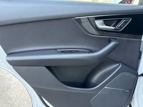 Used 2018 Audi Q7 3.0T Premium Plus image 26