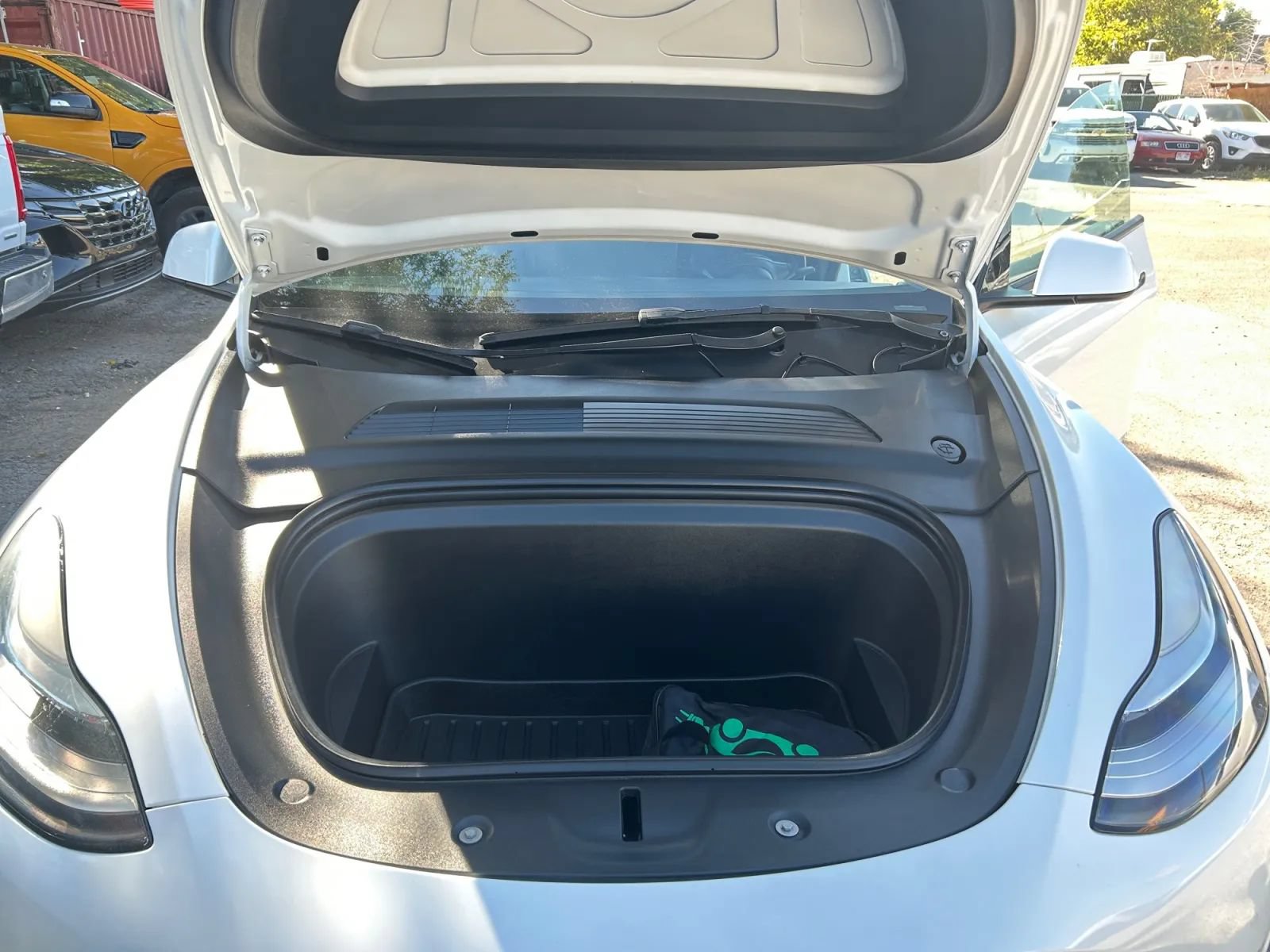 Used 2021 Tesla Model Y Long Range AWD/4WD image 22