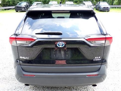 Used 2023 Toyota RAV4 XLE w/ XLE Grade Weather Package AWD/4WD image 4