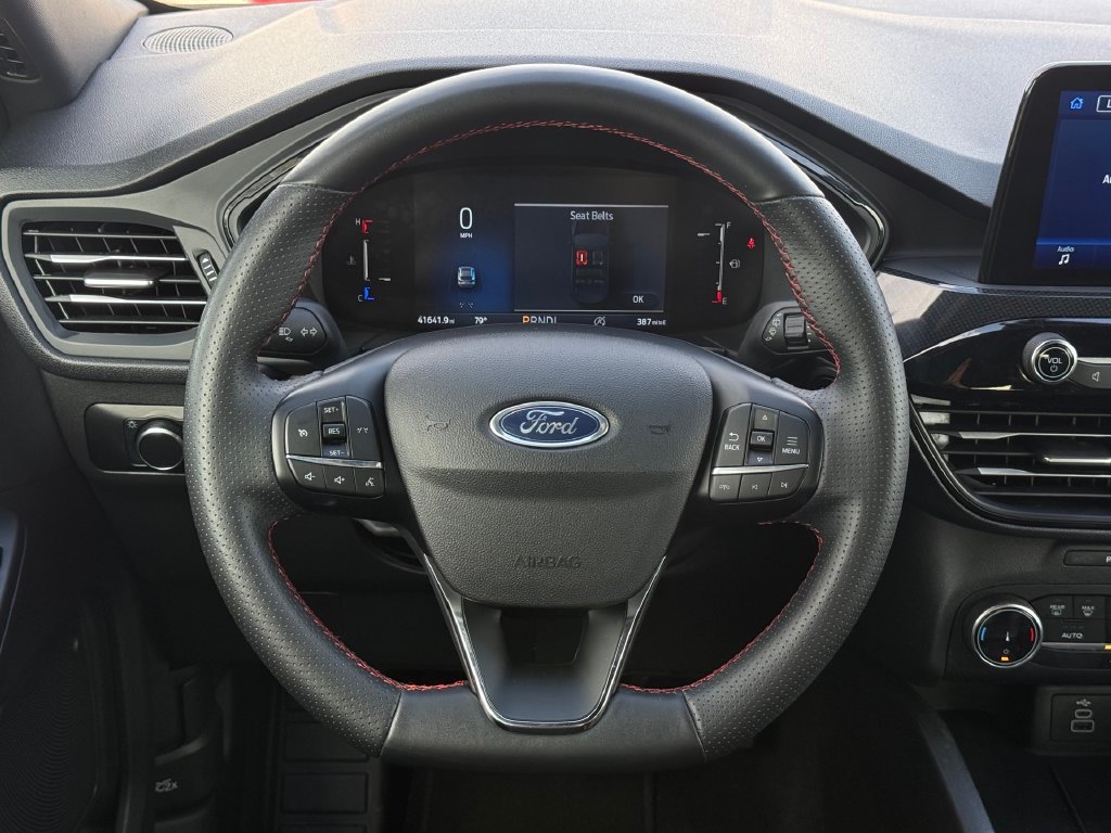Used 2025 Ford Escape ST-Line FWD image 19