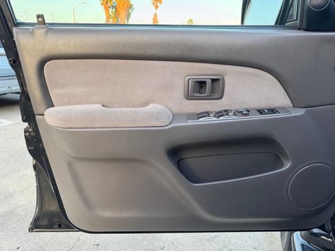 Used 2001 Toyota 4Runner SR5 image 19