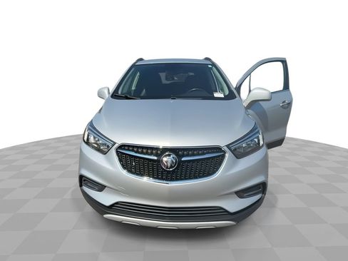 Certified 2022 Buick Encore Preferred AWD/4WD image 4