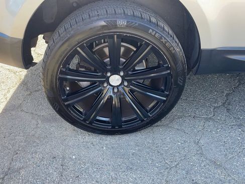 Used 2014 Land Rover Range Rover Sport HSE AWD/4WD image 37