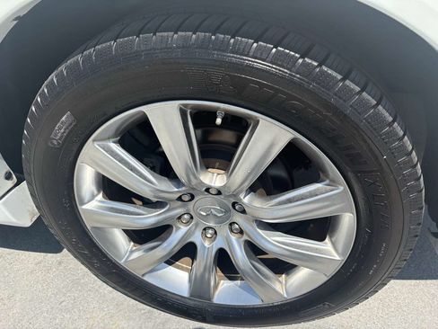 Used 2014 INFINITI QX80 2WD w/ Theater Package image 10