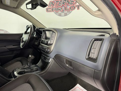 Used 2015 Chevrolet Colorado Z71 AWD/4WD image 11