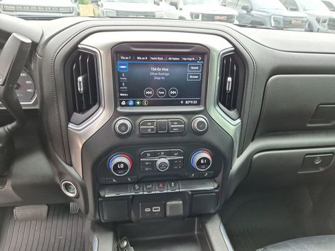 Used 2022 Chevrolet Silverado 1500 LT Trail Boss AWD/4WD image 26