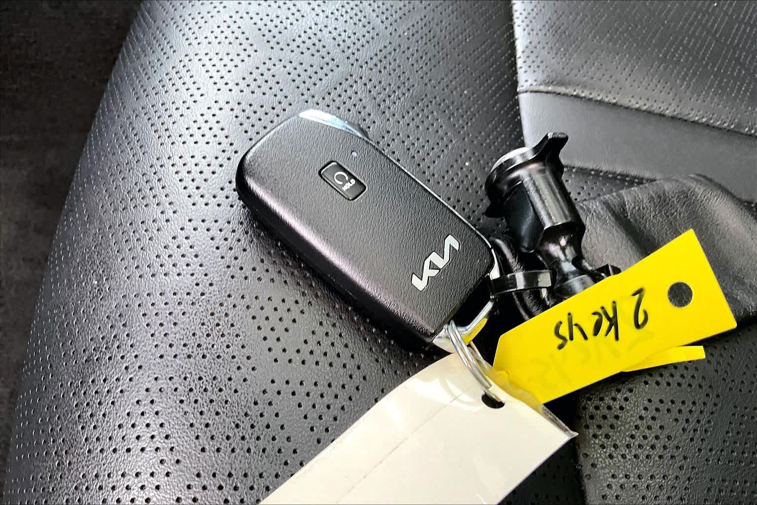 Used 2023 Kia Sorento EX w/ Panoramic Sunroof Package FWD image 15