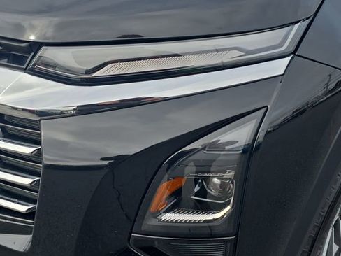 Used 2025 Chevrolet Equinox LT image 32