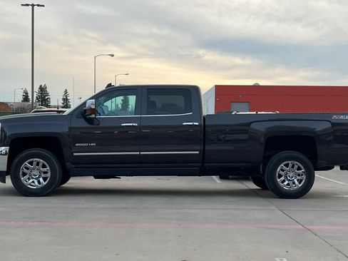 Used 2015 Chevrolet Silverado 2500 LTZ w/ Duramax Plus Package image 6
