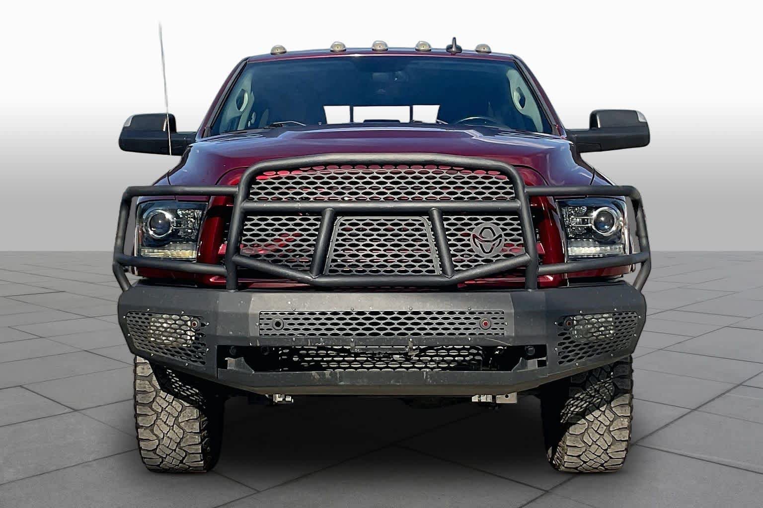 Used 2018 RAM 2500 Laramie w/ Sport Appearance Group AWD/4WD image 4