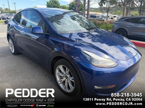 Used 2023 Tesla Model Y Long Range image 1