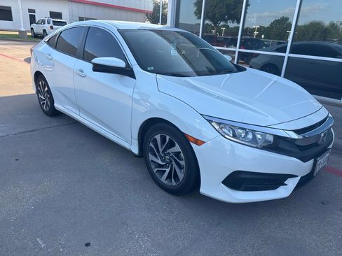 Used 2016 Honda Civic EX image 3