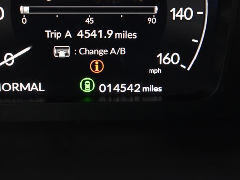 Used 2023 Honda Civic Touring image 30