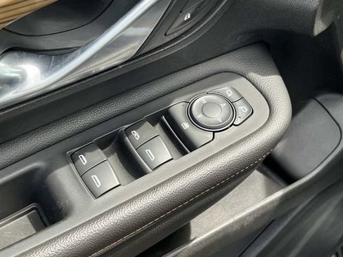 Used 2019 GMC Terrain SLE w/ Driver Convenience Package FWD image 15