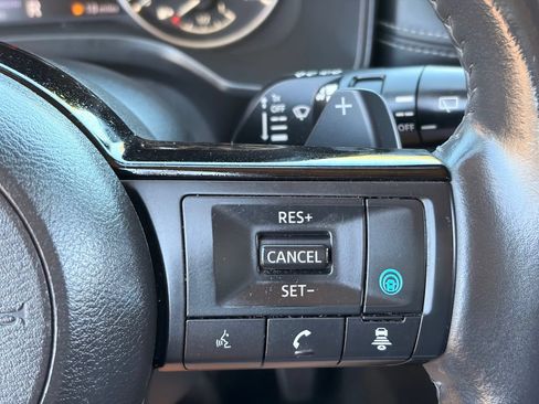 Used 2021 Nissan Rogue SL FWD image 27