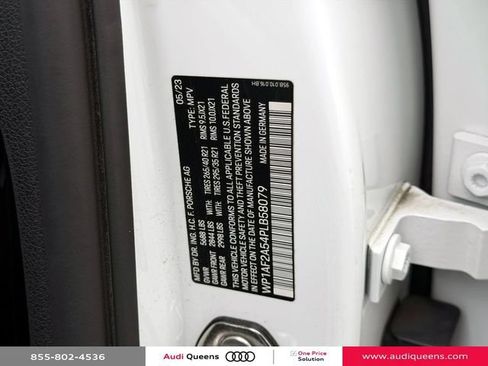 Used 2023 Porsche Macan GTS AWD/4WD image 18