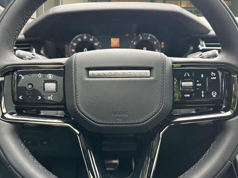 New 2026 Land Rover Range Rover Velar Dynamic SE AWD/4WD image 17