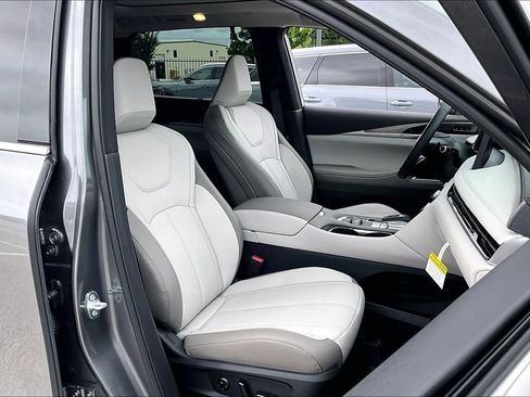New 2026 INFINITI QX60 Luxe FWD image 48