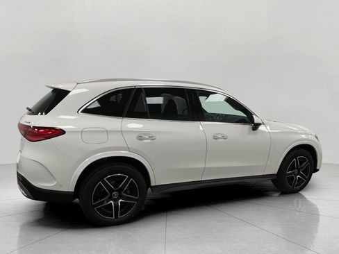 New 2026 Mercedes-Benz GLC 300 4MATIC image 2