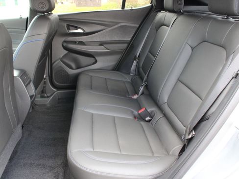 Used 2024 Buick Envista Sport Touring w/ Convenience I Package FWD image 18